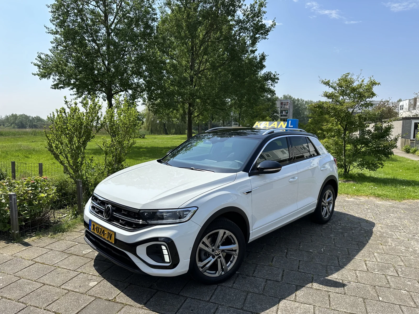 Volkswagen T-ROC R Line - voorkant