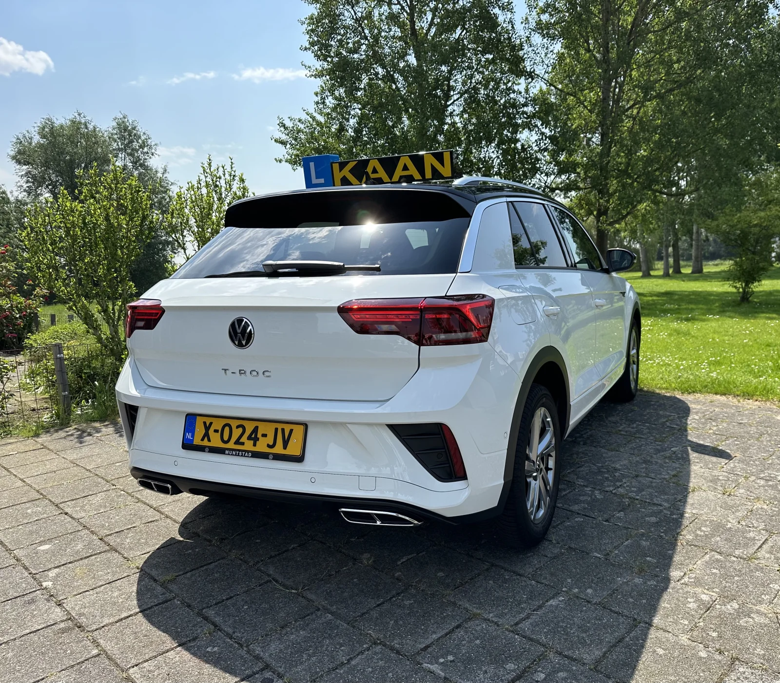 Volkswagen T-ROC R Line - schuin voor